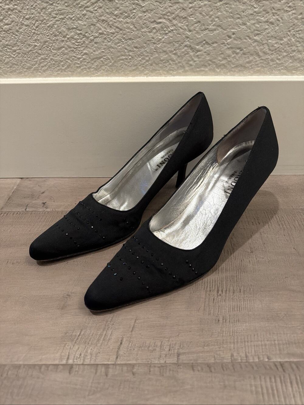 Vintage Rangoni Firenze Italy Handmade Pumps Heels Shoes Black 80s 90s 7.5 AAA
